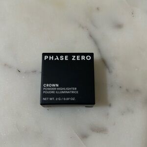Phase Zero Highlighter in Crown